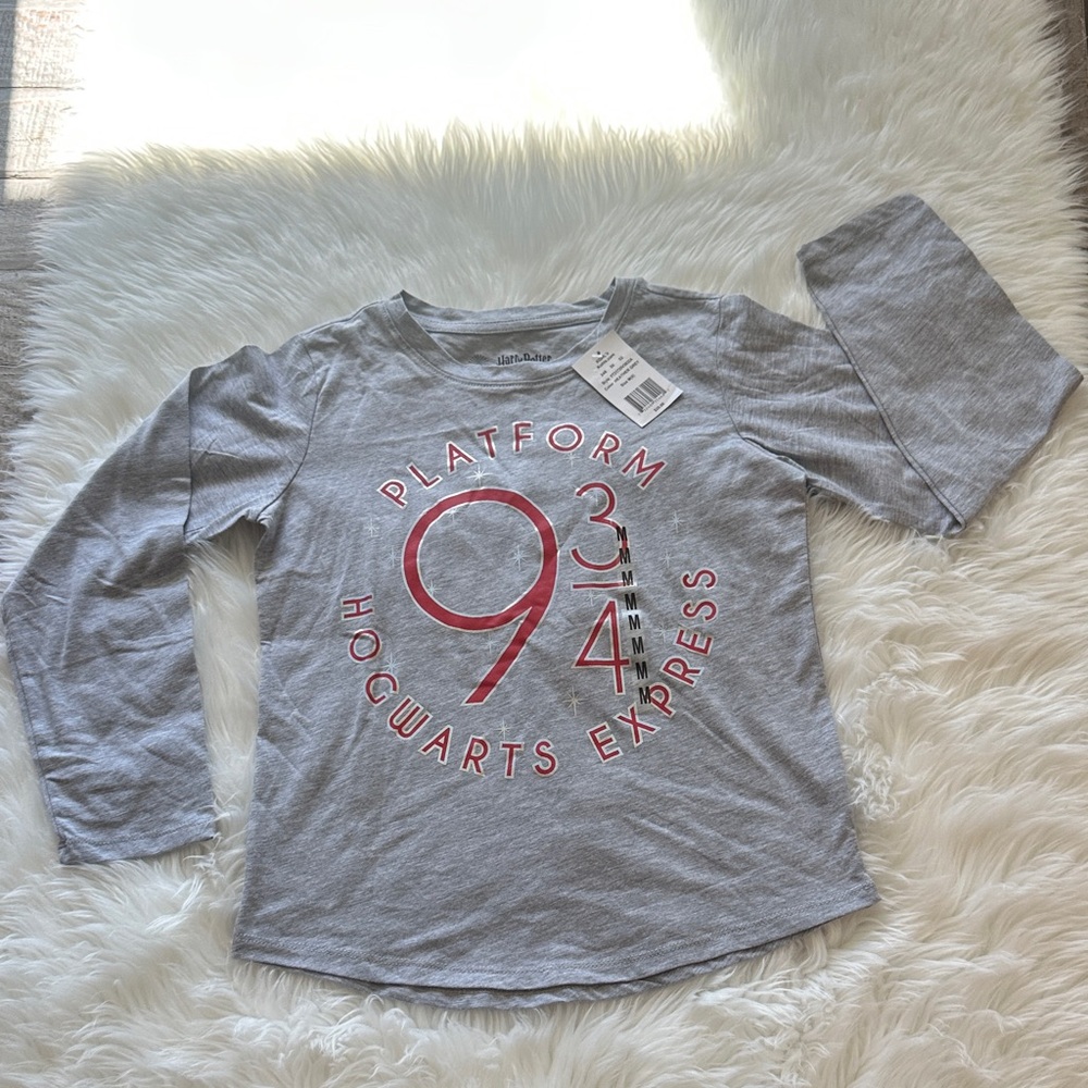 Harry Potter Platform 9 3/4 Kids Girl’s Long Sleeve Graphic Tee Size M(8) NWT